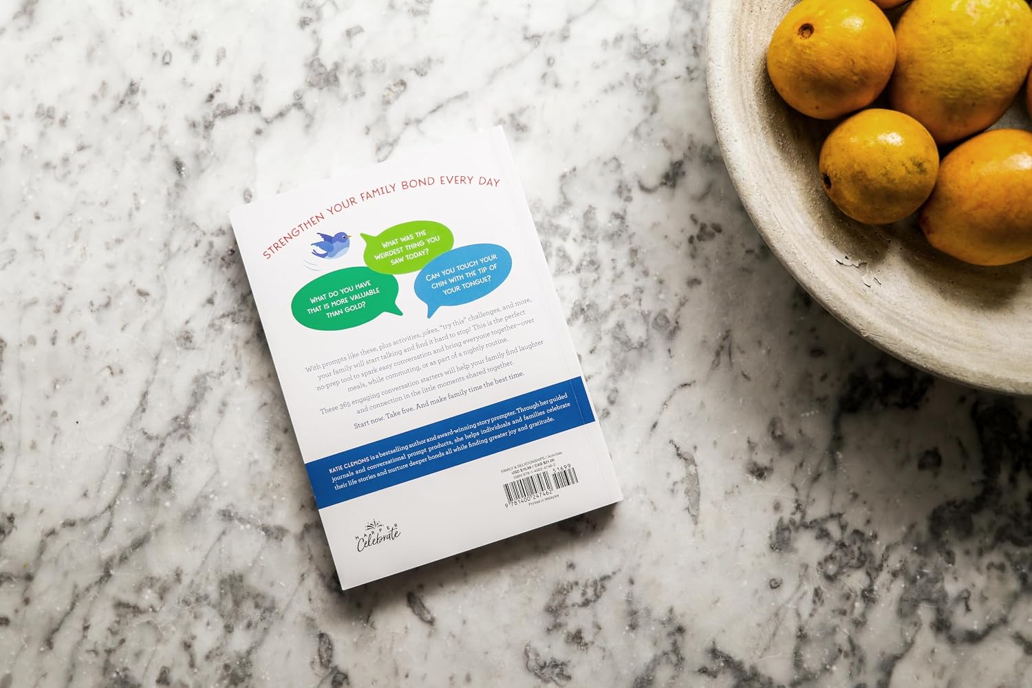 The Daily Family Conversation Starter: 365 Ways to Nurture Connection, Inspire Play, and Empower Your Kids (Ideas for Questions and Activities that Build Better Relationships and Create Memories)